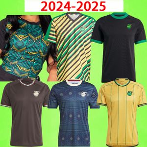 2024 Jerseys de football de la Jamaïque 2023 2025 Home Away Retro Football Shirt Earle Whitmore Dawes Sinclair Antonio Nicholson Training Suit Uniforms 23 24 25 T-shirt d'avant-match