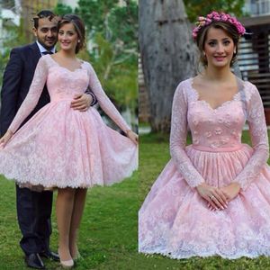 2019 Arabische prom jurken knielengte blozen roze korte kant formele jurk illusie lange mouwen 3D bloemen geappliceerd avond feestjurken