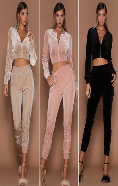 2019 Automn Women Clothes Two Piece Velor Tracks Cost Long Mancheve Cropant Velvet Set pour Woman Sport Suit7593047