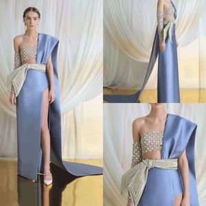 2020 Azziosta Avondjurken Sexy One-Shoulder High Side Split Backless Applicaties Satijn Prom Jurken Sweep Trein Speciale Gelegenheden Jurk