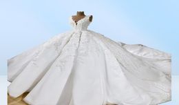 2019 vestido de fiesta vestidos de novia con enagua cuello en V apliques de encaje cuentas una línea elegante vestido de novia de campo más tamaño nupcial Go4038257