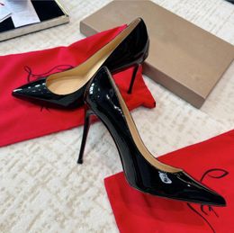 Designer Femmes Chaussures à talons hauts Red Bottoms brillants 6cm 8cm 10cm 12cm Talons minces Noir Patent en cuir Pompes avec sac en daim rouge 34-44