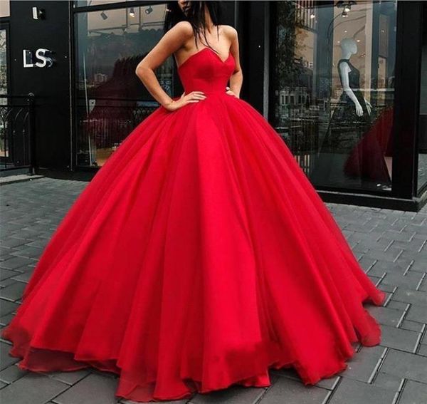 2019 Robe de boule rouge vif robes quinceanera sweetheart cou de couche arrière robe de soirée princesse de fête princesse BC10736113564