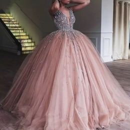 2019 Champagne Rose Quinceanera Robe Princesse Tulle Arabe Dubaï Douce Longues Filles Prom Party Pageant Robe Plus La Taille Custom Made235u