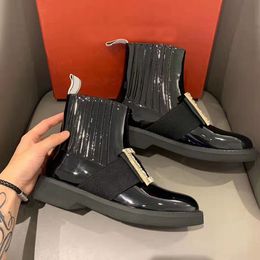 2019 Klassieke metalen knop Verhoog High Woman's Leather Shoes Lace Up Ribbon Belt Buckle Boot Female Rough Heel Women Boot 35-41