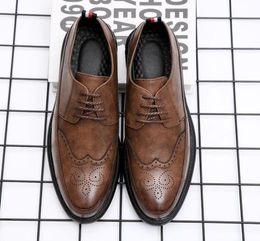 2019 classique rétro Bullock Design hommes classique affaires chaussures formelles bout pointu chaussures en cuir hommes Oxford chaussures habillées