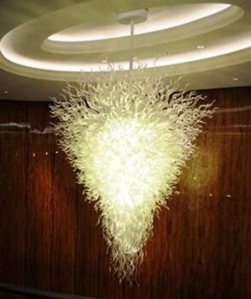 Lámparas de araña de techo contemporáneo Iluminación Inspiró Lámparas de cristal blanco cálidas para Hotel LED PAKISTAN LIGHT