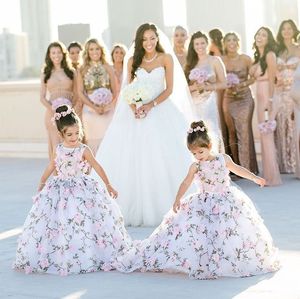 2019 robes de fille de fleur imprimées mignonnes pour le mariage fleurs faites à la main Bateau Cap manches filles Pageant robes robe enfant en bas âge robes formelles enfants