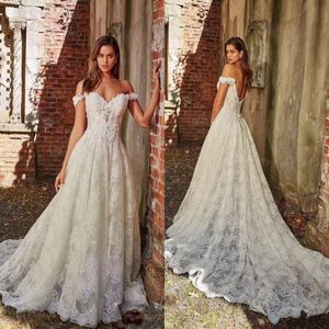 2019 Diseño de encaje Una línea Vestido de novia Fuera del hombro Forma de V Volver Marfil Tela de encaje francés Vestidos de novia vintage