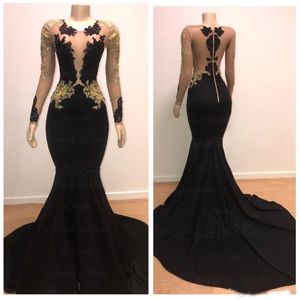 2019 designer zwart met gouden appliques lange mouwen prom jurken vintage zeemeermin formele jurken pure nek sweep trein party avondjurken