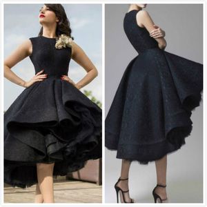 2019 Designer jurk kort vooraan lang achterste feest prom jurken elegant zwart kant Dubai Arabische avondjurken thee Lengte High Low Celebor 301T