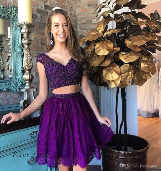 2019 Fashion Lace Purple Short Homecoming Vestido A Line Beadings Top Juniors Dulce 15 Cóctel de graduación Vestido de talla grande CUS3865517