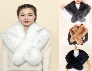 2019 Fashion Warm Faux Fox Fur Bruid SCHAAG SHOUW Wraps HUWELIJKHANDIGE HO enG BRIDE Winter Winter Wedding Party Boleros Wit Zwart Wit Blush 9597006