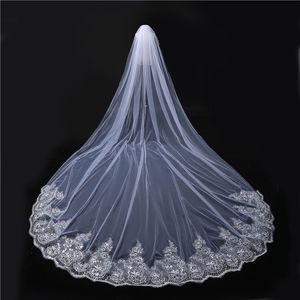 2019 Mode Mariage Voiles Cathédrale Longueur Pleine Dentelle Bord Appliqué Tulle Voiles De Mariée Une Couche avec Peignes Blanc Ivoire Personnalisé