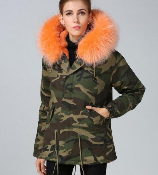 Moda 2019 Abrigos para la nieve para mujer marca Meifeng mini parka con forro de piel de conejo naranja con capucha de camuflaje con ribete de piel de mapache naranja 6793471