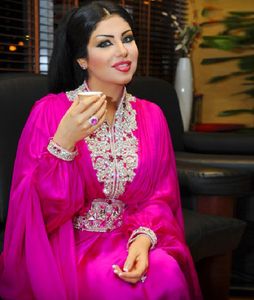 2019 fuchsia moderne en mousseline de soie marocain arabe caftan grossistes Dubai caftans soirée à manches longues robe de bal mère des robes de mariée