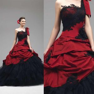 2019 Gothic Rode en Zwarte Trouwjurken Een Schouder Lace Tulle Taffeta Baljurk Bruidsjurken Lace up Back Custom Made W1062258c