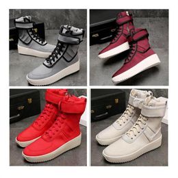bottes hautes pour hommes et femmes Military High-Top Outdoor Sneakers Suede rouge noir Couleur assortie Bootss Chaussures plates antidérapantes 38-46