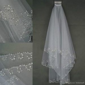 2019 En Stock Voiles De Mariage Cristaux 2 Couches À La Main Crescent Edge Accessoires De Mariée Blanc Et Ivoire Voiles De Mariée Perles Avec Com238M