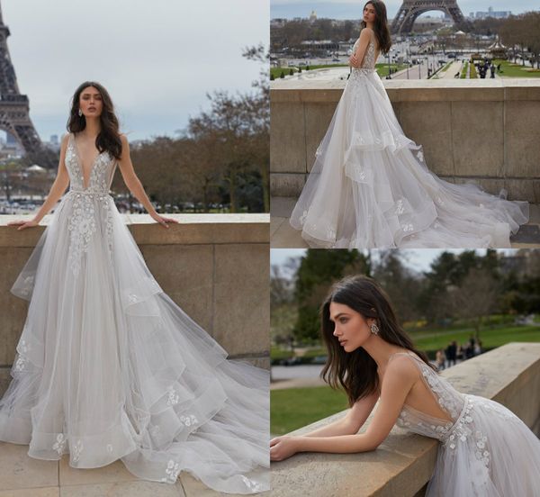 2019 Julie Vino Plage Robes De Mariée Col En V Profond Balayage Train Dentelle Robe De Mariée Boho Applique Dos Nu À Volants Tulle Robe De Mariée Bohème