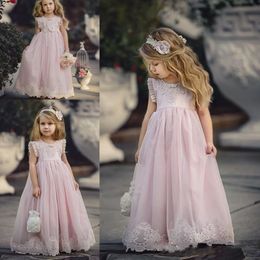 2019 Lovely A Line Flower Girl -jurken kant toegepast met handgemaakte bloem speciale gelegenheid Kinderen optochtjurken Eerste communiejurk