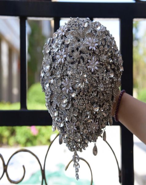 2019 luxueux bouquets de mariée en cristal complet broche en cristal Bling Bling goutte d'eau tenant les événements de mariage main tient Bouquet2560793