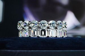 Bijoux de luxe 2019 925 Sterling Silver Emerald Cut White Topaz CZ Diamond Gemstones Eternity Femmes Engagement de mariage BA8153455