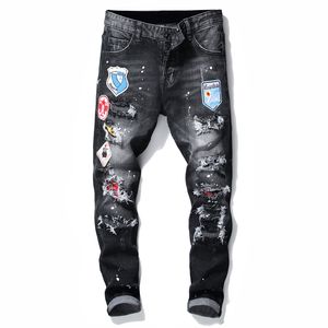 Hommes Badge Rips Stretch Noir Jeans Mode Homme Slim Fit Lavé Motocycle Denim Pantalon Panneaux Hip HOP Pantalon 10200