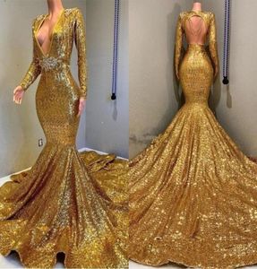 2019 Mermaid gouden lovertjes kanten prom -jurken plungen v nek lange mouwen ramen open achterste feest pailletten court trein avond 9762449