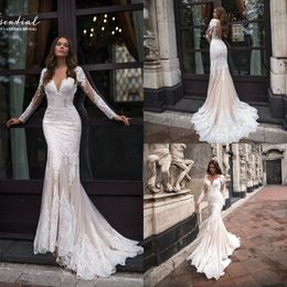 2019 Robes De Mariée Sirène Sheer Jewel Neck Dentelle Appliques Balayage Train À Manches Longues Robes De Mariée Plus La Taille Modeste Pays Robe De Mariée