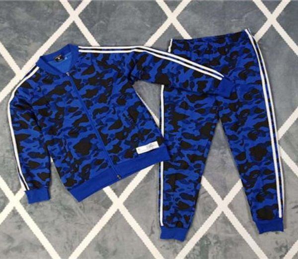 2019 Nouveau créateur d'arrivée pour hommes Tracksuits de singe camouflage marque imprimer des combinaisons de sport de mode kits veste randonnée CE9826873196