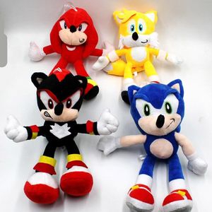 2023 Arrivée chaude Sonic Tails Knuckles les animaux en peluche Echidna Toys en peluche avec tag 23cm Shippng gratuit