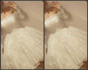 2019 Nouveau arrivée blanche brillance courte robes de retour à la maison paillettes à l'épaule robe de fête à manches longues mince ruban Aline Cocktail3007594