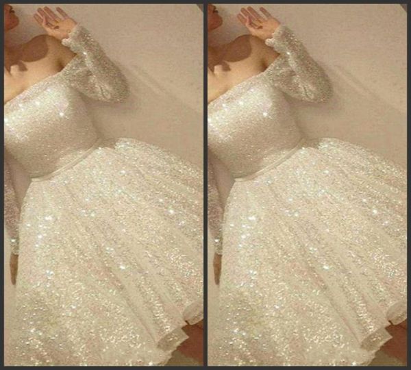 2019 Nouvelle arrivée blanche brillance courte robes de retour à la maison paillettes de l'épaule robe de fête à manches longues mince ruban Aline cocktail4963500