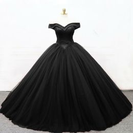 2019 Nouvelle robe de bal robes de mariée gothique noire sur l'épaule Basque Corset Corset Back Longueur Femme Vintage non blanche Bridal G 220D