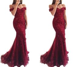 2019 Nieuwe Bourgondië Red Royal Blue Cheap Mermaid Prom Dresses Long Off Shoulder kralen lovertjes Applique avond feestkleding Form4472374