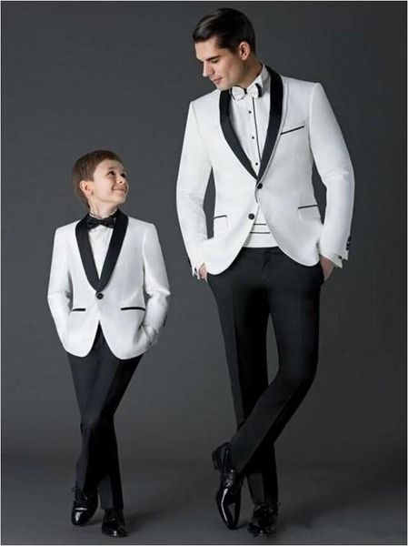 2019 Nuevo diseño Esmoquin de boda Por encargo Traje de novio Trajes formales Trajes de negocios Chal Solapa Trajes de padrino Abrigo Pantalón Diseño Imágenes