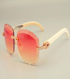 2019 nouveau DHL vendant des lunettes de soleil à lentilles 8300715 cornes blanches naturelles aussi lunettes de luxe diamants unisexe parasol4555342