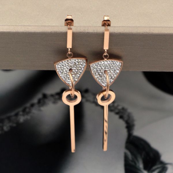 2019 nueva moda diamante completo escudo corazón perforado anillo colgante llave oro rosa oreja uñas barro diamante corazón pendientes