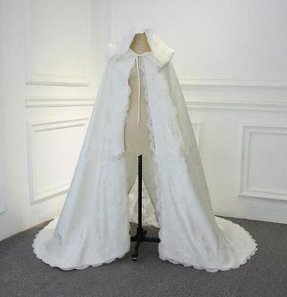 2019 nouveau étage longueur femmes ivoire fausse fourrure garniture hiver noël cape de mariée avec dentelle superbes capes de mariage à capuche longues enveloppes de fête