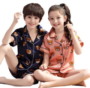 2019 Nieuwe revers geprinte zijden shortsleeved pyjama's set meisjes beren cartoon kinderen039s thuiskleding peuter boy pyjama's pjs voor kid8803694