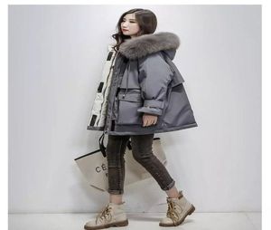 2019 Nouvelle grande veste d'hiver à capuche de fourrure de renard naturel Natural 90 Duck blanc Down Parkas Chauchon chaud Entre-noix de neige 9287400