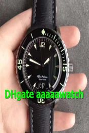 2019 Nouvelle montre de luxe Fifty Fathoms Grande Date 5050 Titanium Case HGF Black Dial Sailcanvas STRAP CAL 6918B Mouvement automatique 5481082