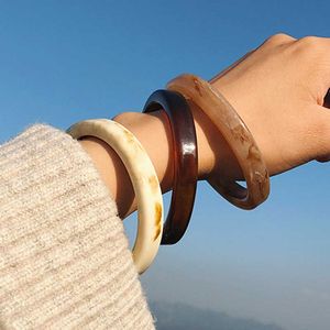 2019 Nieuwe Minimalit Vintage Acetic Acryl Bangles Armbanden voor Dames Dames LVory Twilight Marmeren Patroon Hars Bangle Gift Q0719