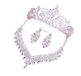 2019 Nieuwe doorboorde oorbellen ketting kroon kroon thangiepiece Rhinestone bruiloft sieraden set kroon hoofdkleding tiaras dames banket bruids acc6665269