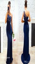 2019 Nieuwe Royal Blue Evening Dress Sexy One Shoulder Lace Formele vakantiekleding Prom feestjurk op maat gemaakt plus size4413311
