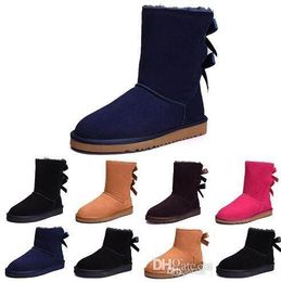 WGG Australia Stivali da neve classici da donna Papillon Stivali invernali alla caviglia Scarpe sconto moda nero grigio blu navy