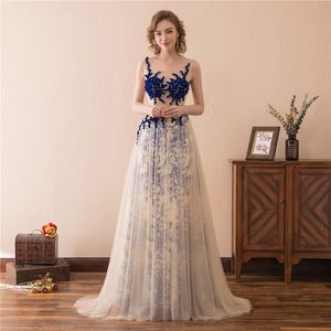 2019 Nieuwste Big Blue Button Crystal Tule Avondjurken met Scoop Prom Dress Plus Size Formele Party Gown Al84