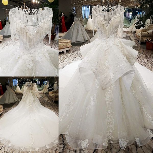 2019 Robes de mariée de luxe les plus récentes O-cou Cristaux Swarovski Perles Dos nu Une ligne Lomg Train Dentelle Bling Customed Princesse Robes de mariée