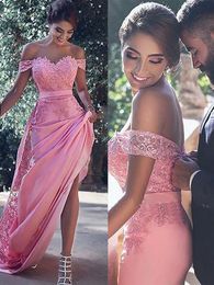 2019 Off The Shoulder Pink Vestidos de baile Apliques de encaje Vestidos escalonados Ropa de noche Fiesta Vestido formal Vestidos de noche largos y baratos paolo sebastia